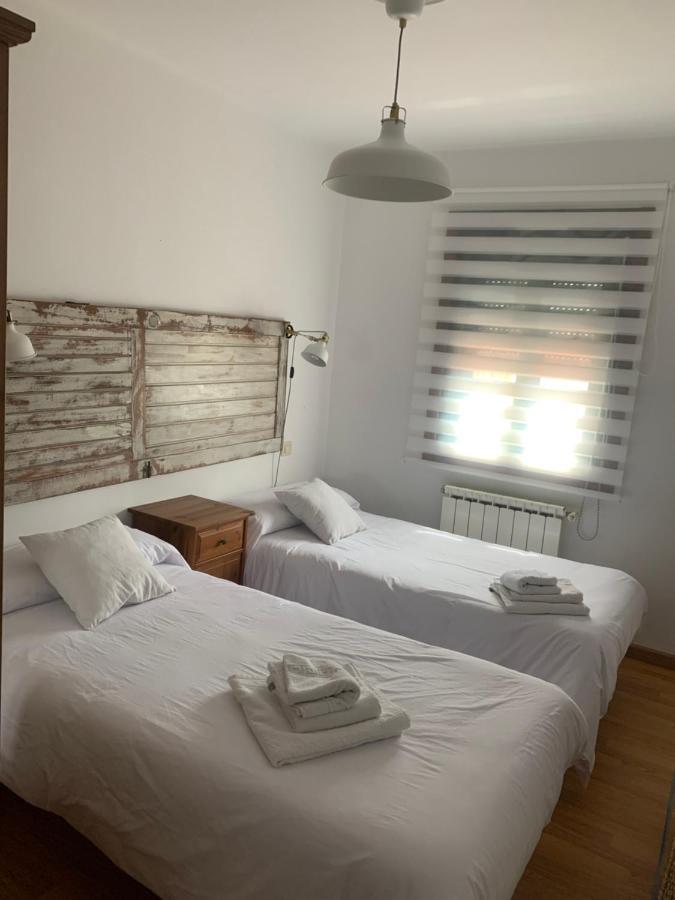 A Cochera Hostel Φερόλ Εξωτερικό φωτογραφία